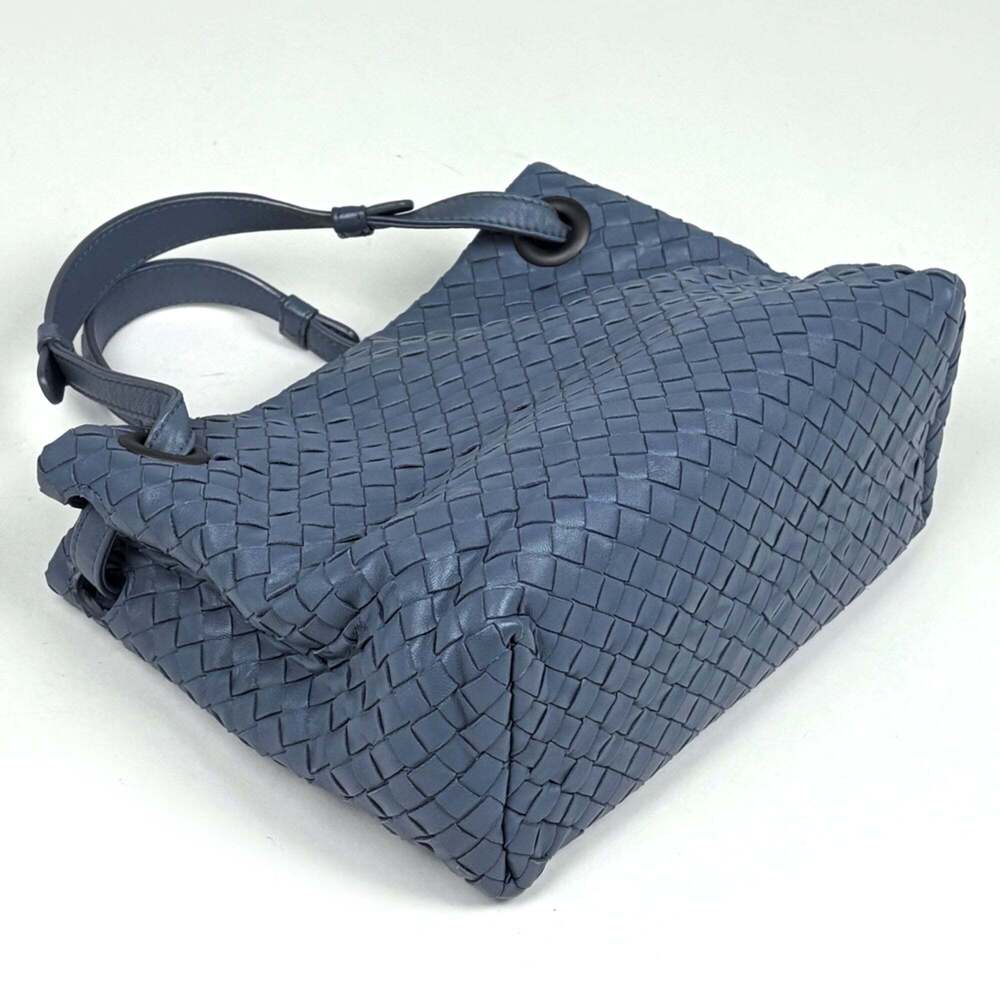 BOTTEGA VENETA Blue Leather Intrecciato Bag - Picture 2 of 8